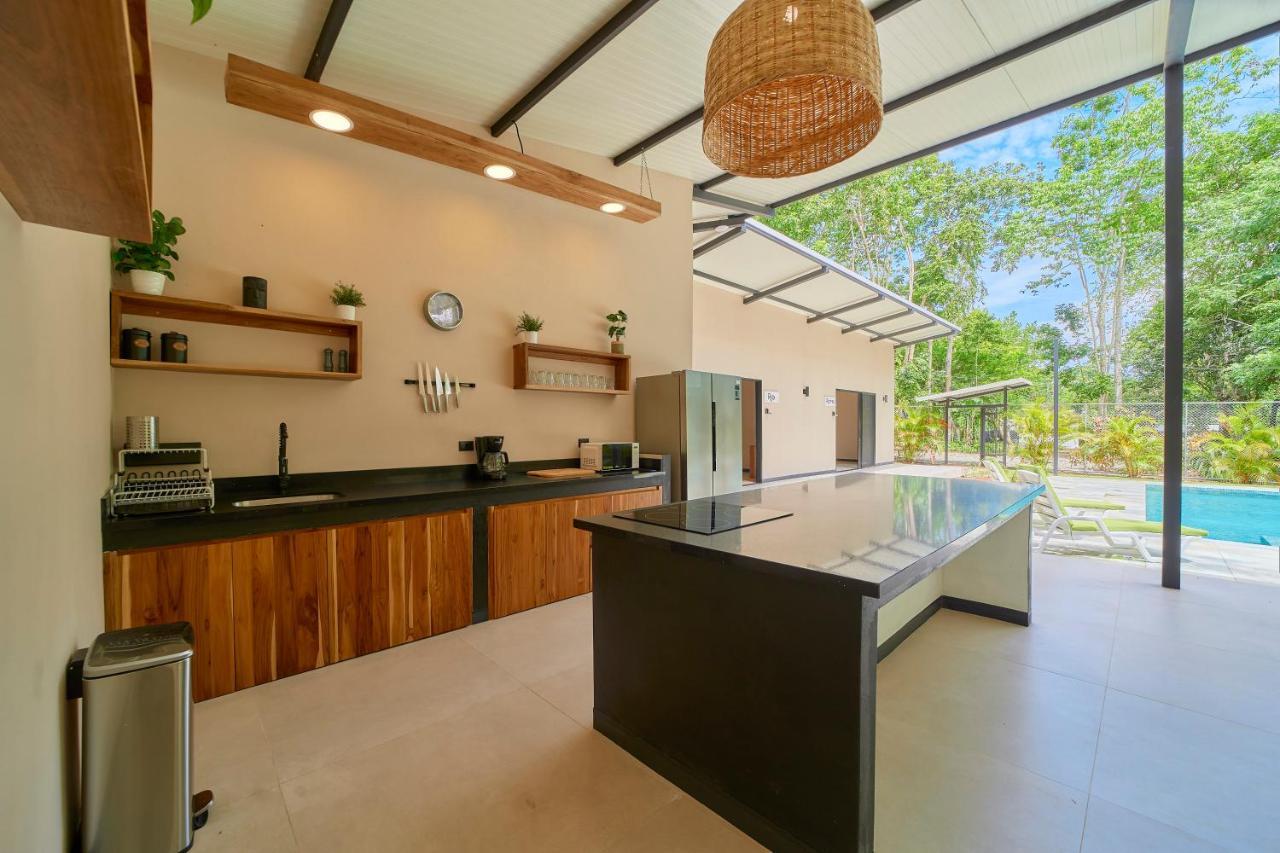 Lalola Villa Privada Cahuita Eksteriør bilde
